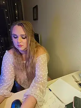 Juicy_PeachLux webcam