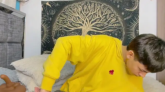 Bldavioro45 - Male webcam sex chat
