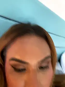 Jullyanaximeness webcam