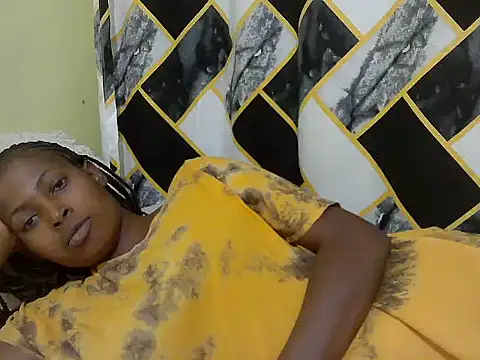 lilmomaa webcam