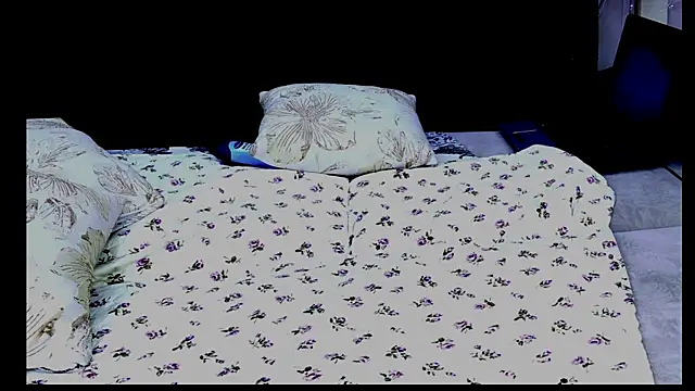 CuteMika webcam