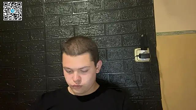 CuteButNaughty_ webcam