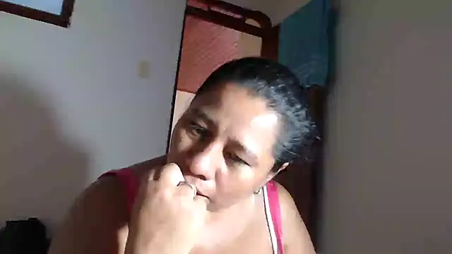 adrixxx38 webcam
