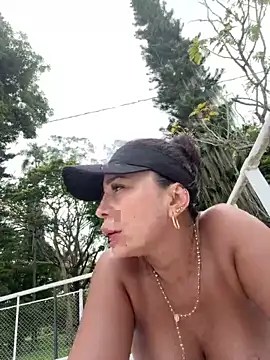 mia_mancinii webcam