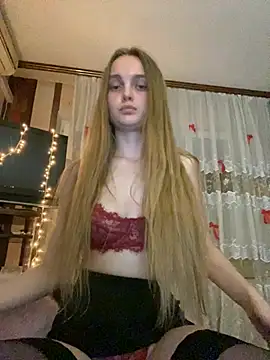 Watch LunaVey live on EroticFlix - High definition streams