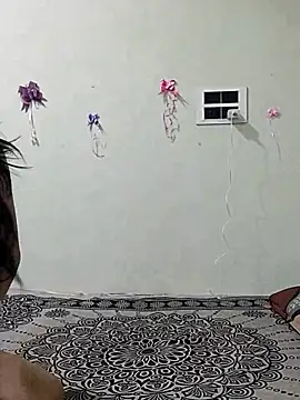 Watch silkyhairs live on EroticFlix - High definition streams