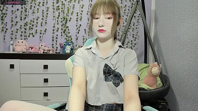 Yoonhee_ki live sex cam