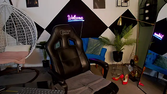Katewalker_