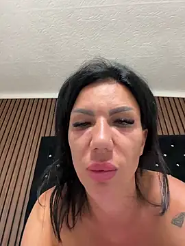 SelineVelvet webcam