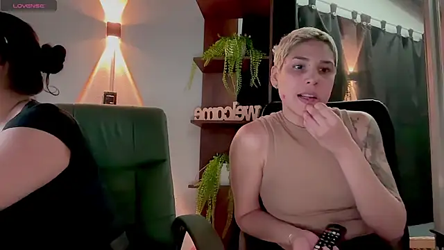MarcellaGriffin webcam