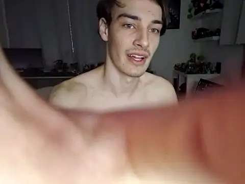 Smelly-Ewan-stinks webcam
