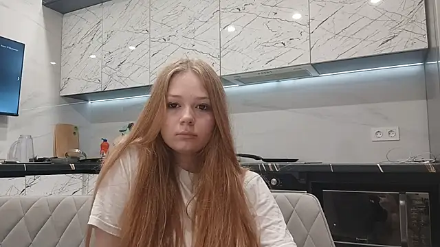 KarinaBestie webcam