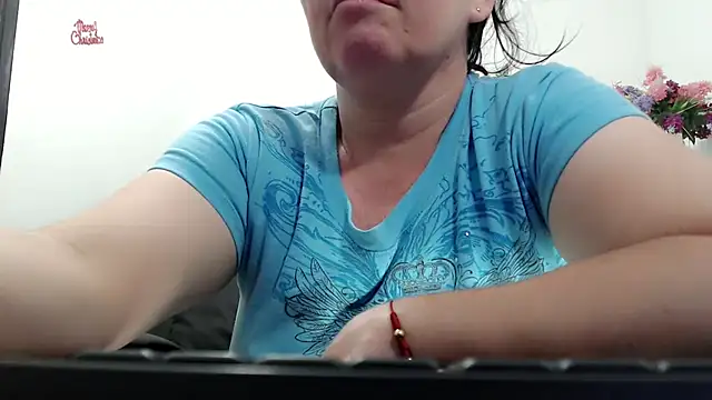 victoria_jones webcam