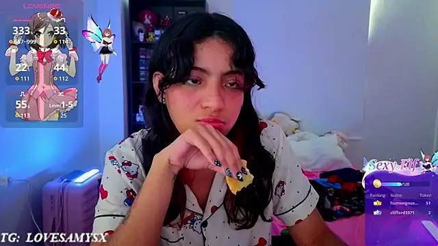 Lovelyamyy webcam