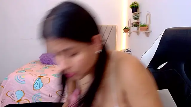zara_cute webcam