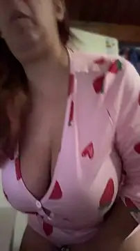 Watch Sofyalone_ live on EroticFlix - High definition streams
