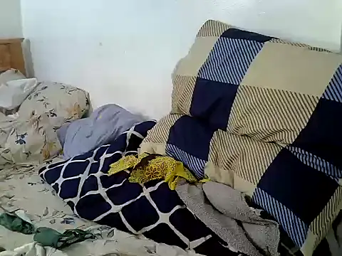 purplescarlet webcam