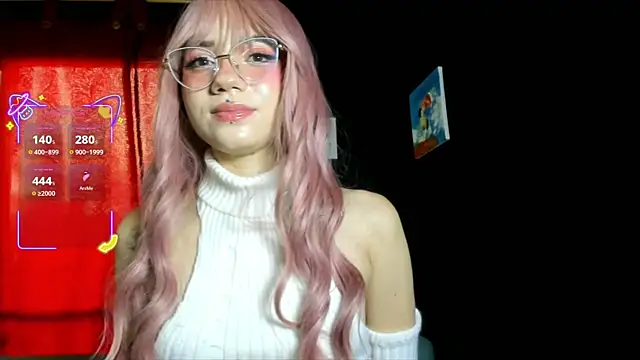 petitemila live cam on StripChat