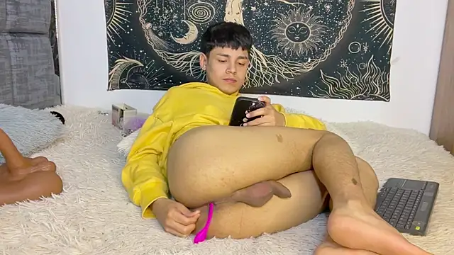 Andy_Belier23's live cam