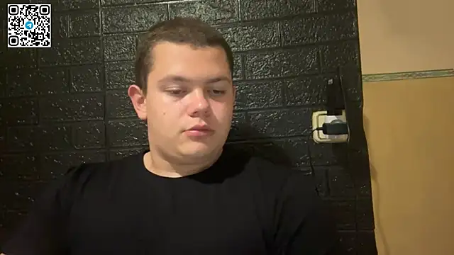 CuteButNaughty_ webcam