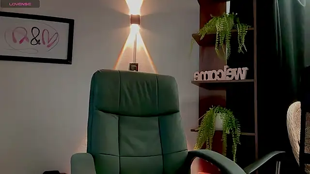 MarcellaGriffin webcam