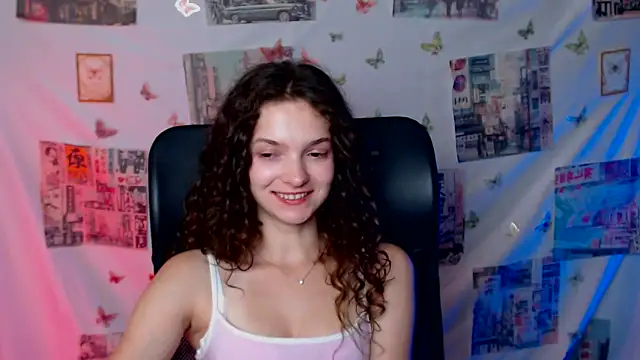 Watch _SusieSu_ live on EroticFlix - High definition streams