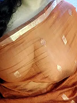 adiba_2 (F milf) - ass oil