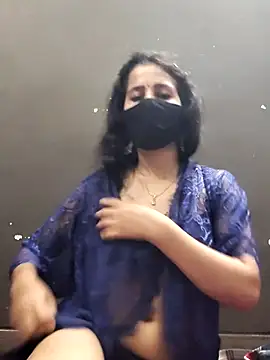 Watch Kanika_76 live on EroticFlix - High definition streams