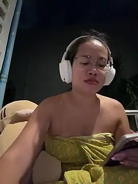 Ponthip webcam