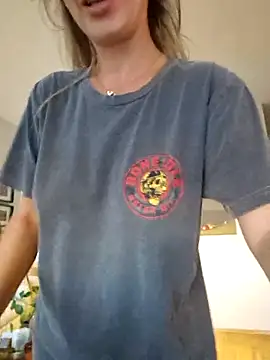CelynaRoss webcam