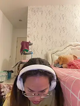 Ponthip webcam