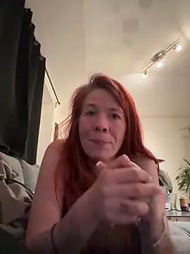 LisaLuxx webcam