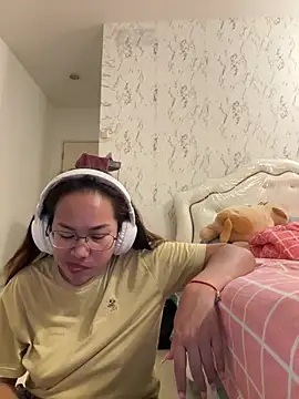Ponthip webcam