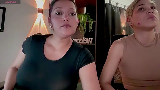 MarcellaGriffin webcam