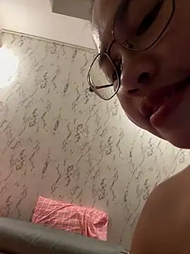 Ponthip webcam