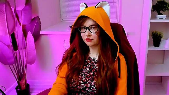 CarolGiggly webcam