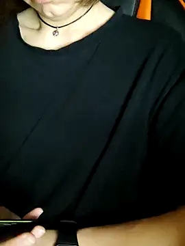 Aashikalaa webcam