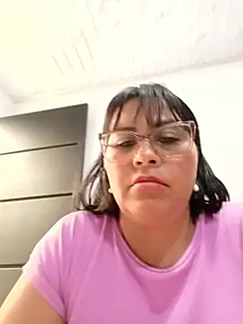 dirty_pregnant_mommy (F milf) - Squirt fontain