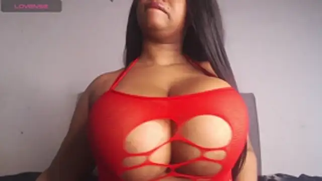 sabrina_mora webcam
