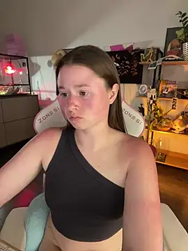 Watch sweetest_pie live on EroticFlix - High definition streams