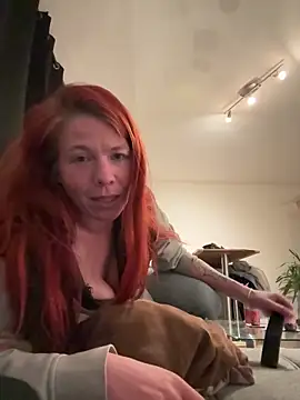 Watch LisaLuxx live on EroticFlix - High definition streams