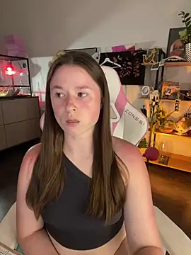 Watch sweetest_pie live on EroticFlix - High definition streams