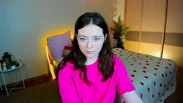 AlluringLookk webcam