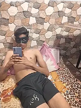 xoupleaura webcam