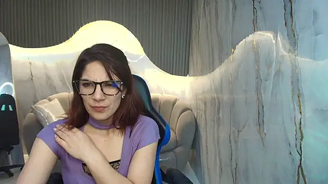 nadia_r_ webcam