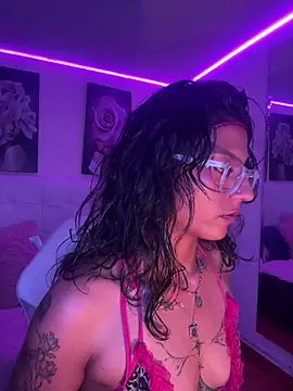 Watch SamathaMay live on EroticFlix - High definition streams