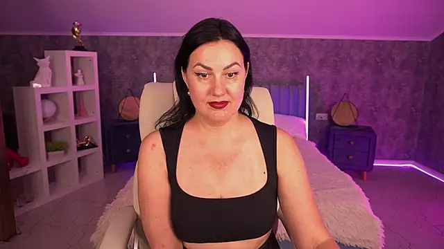 VelvetLuck webcam