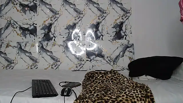 AshleyT255 webcam