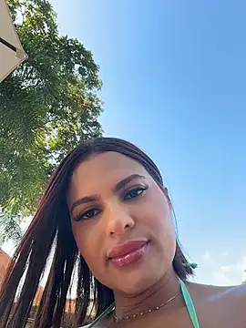 Irina_Velvett webcam