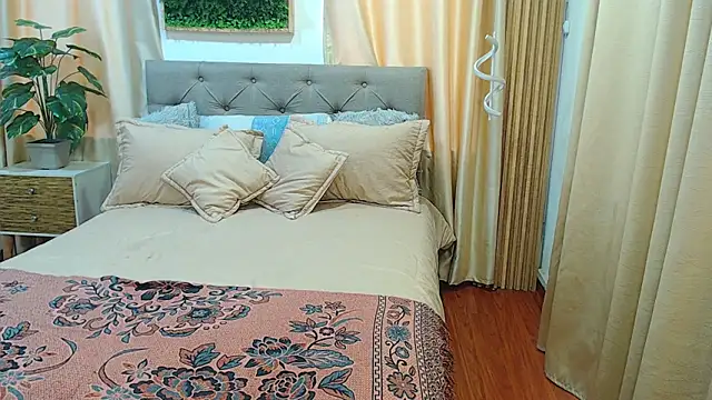 sasi_luna webcam